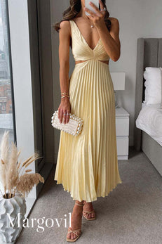 V Neck Cut Out Waist Sleeveless Pleated Maxi Dress(7 Colors Available!)